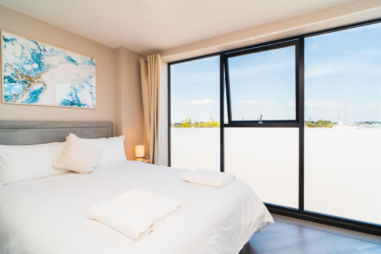 Beautiful Two Bedroom Harbour Side Apartment 浦耳 外观 照片